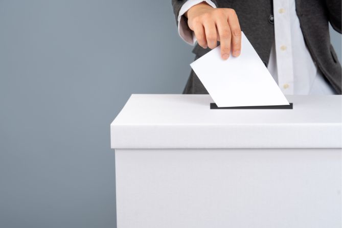 (94) Elections sénatoriales : dans le Val-de-Marne, la gauche et la droite se partagent les sièges